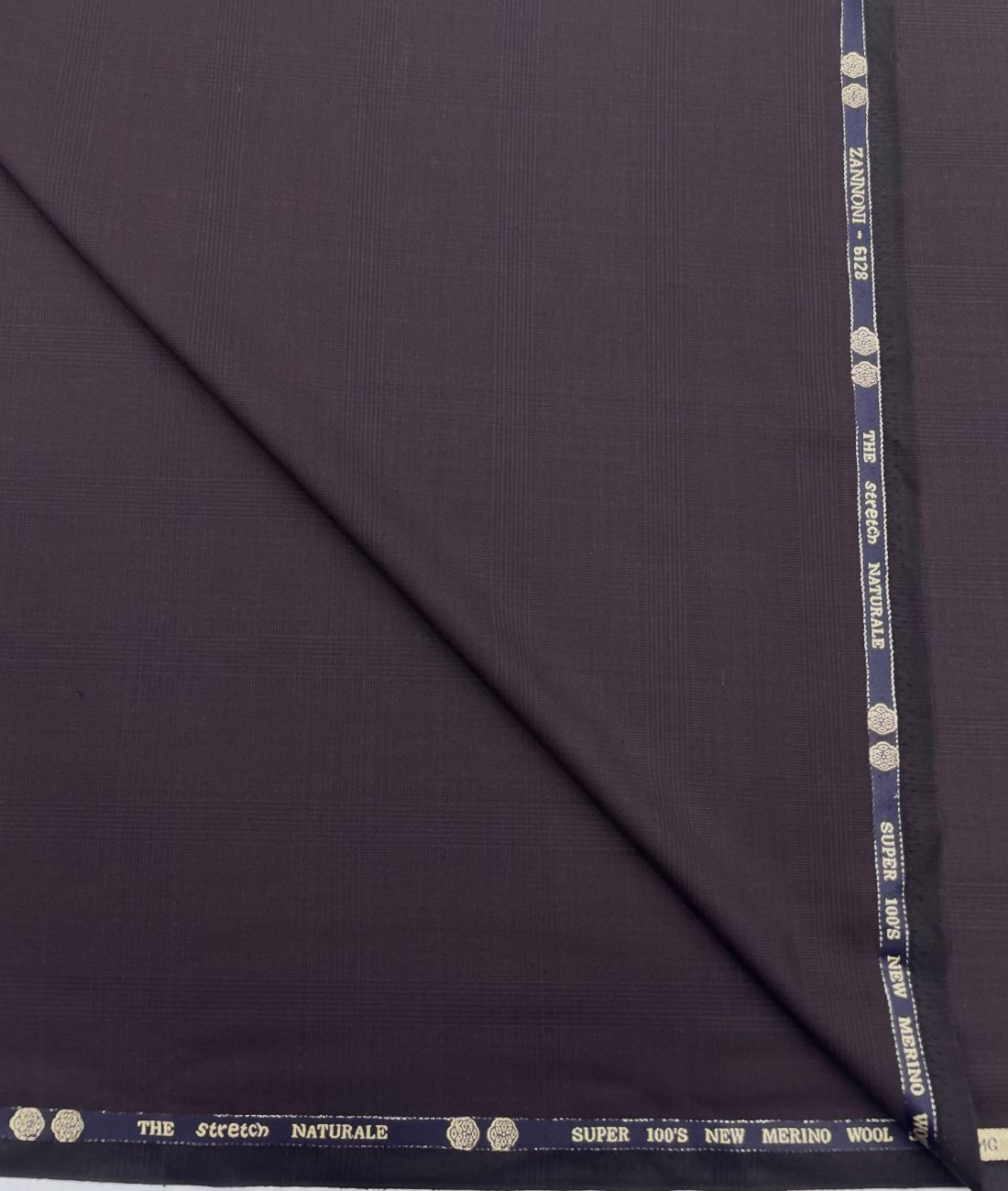 Absoluto Elite Wine Super 100's Counts Merino Wool Luxury Suiting Fabric