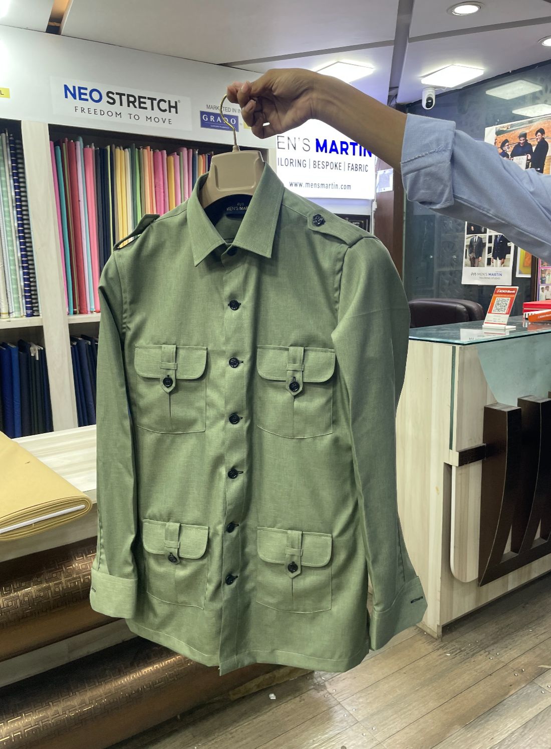 Hunting Shirt with 4 Pocket for Royal Event