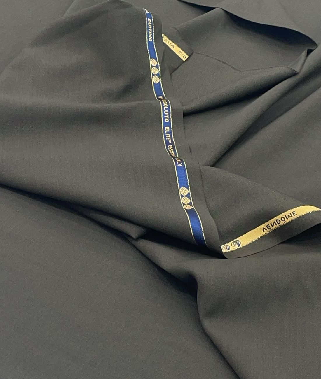 Absoluto Elite Super 120's Counts Merino Wool Luxury Suiting Fabric