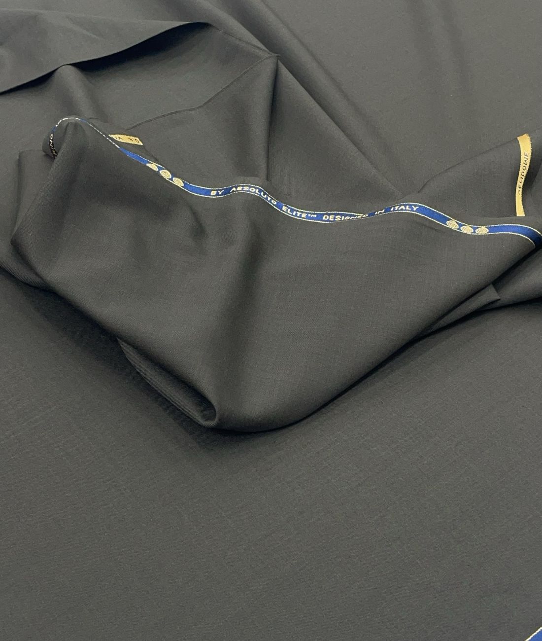 Absoluto Elite Super 120's Counts Merino Wool Luxury Suiting Fabric