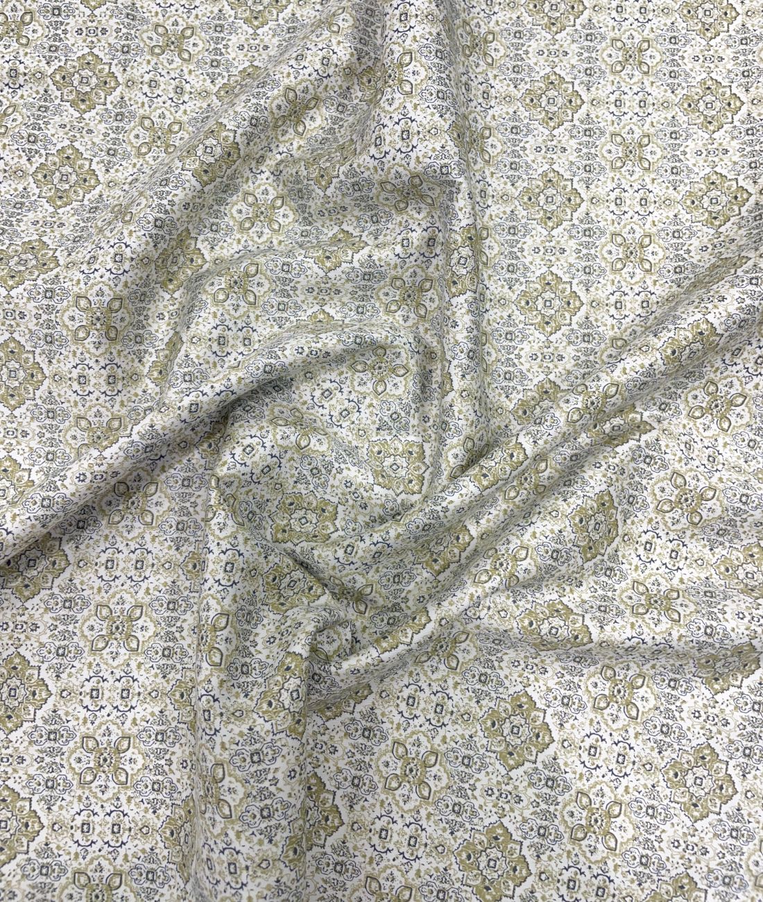 Luxury Paisley Printed Giza Cotton Fabric for Men's Shirt