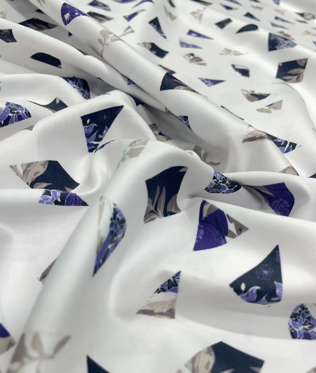 J.Hampstead White Exotic Ultra Luxury Giza Cotton Fabric for Shirt