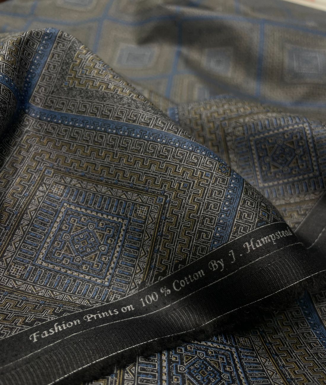 J.Hampstead Printed Luxury Giza Cotton 2 Ply Fabric for Shirt