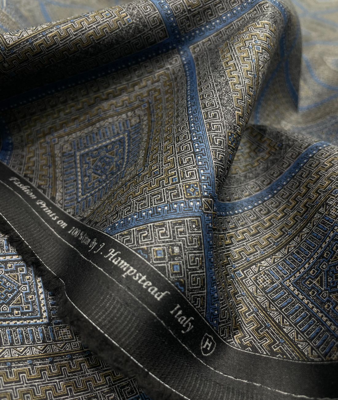 J.Hampstead Printed Luxury Giza Cotton 2 Ply Fabric for Shirt