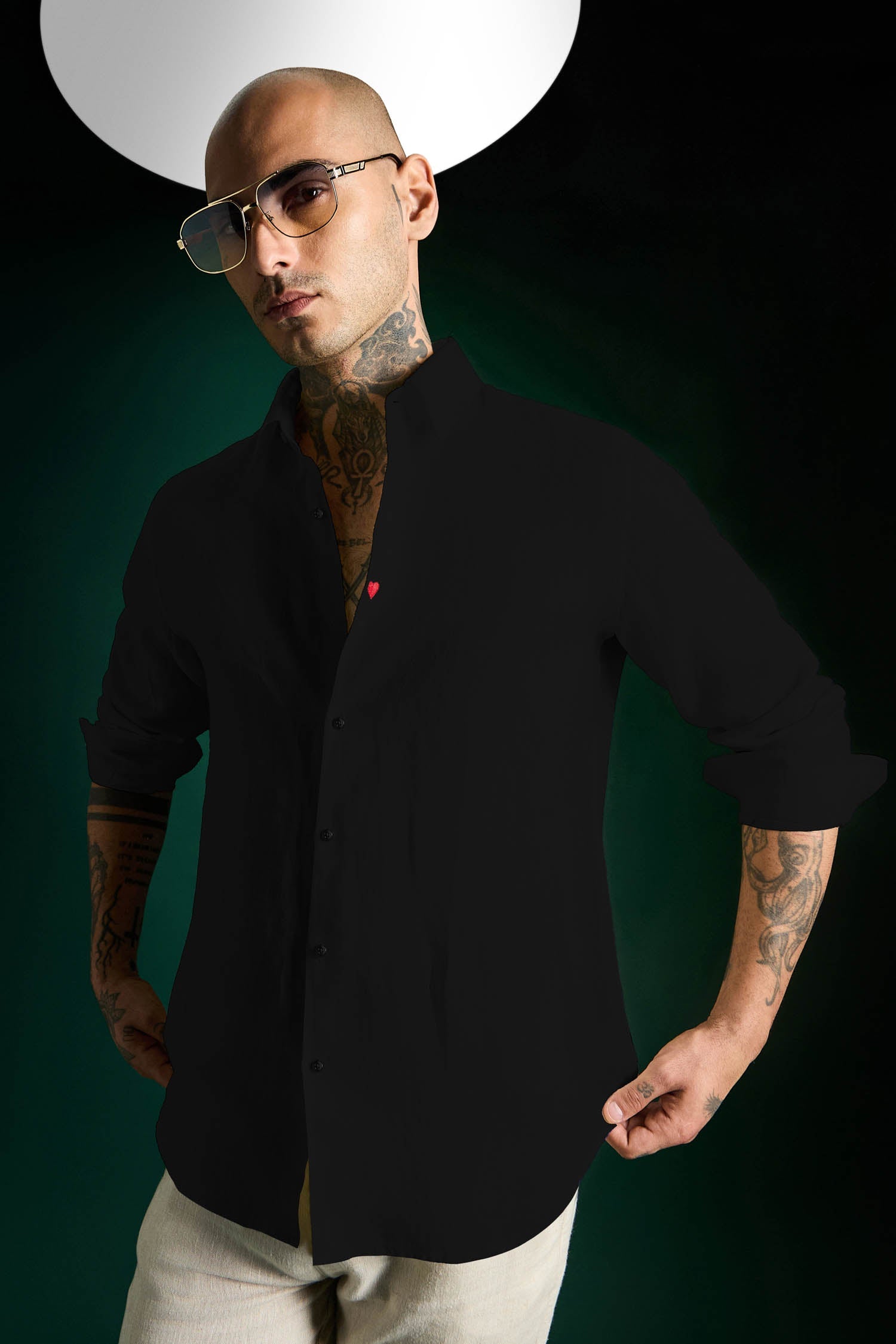 Heart Irish Linen Shirt - Black
