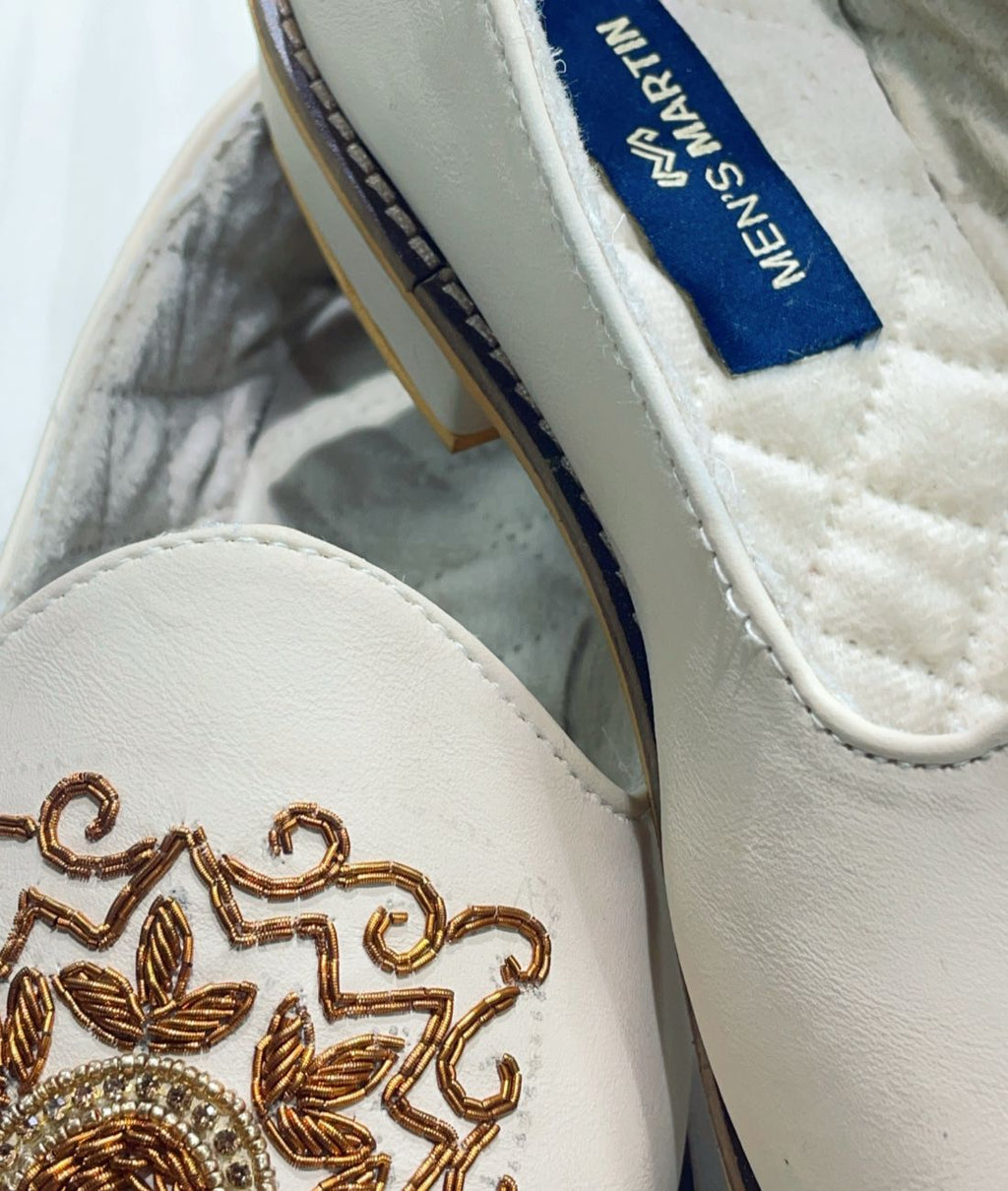 Hand Embroidered Luxury Wedding Mojari for Men