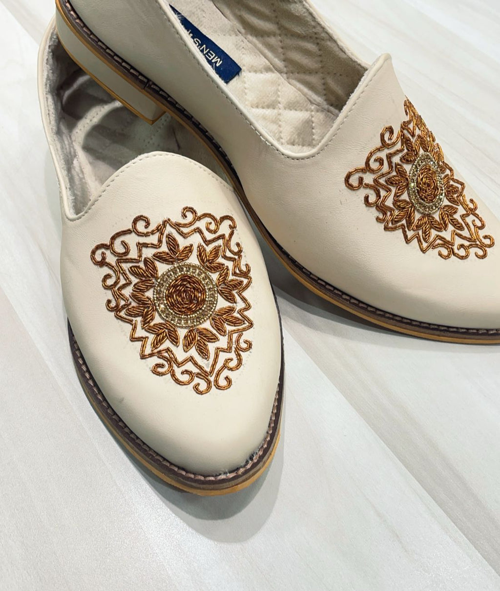 Hand Embroidered Luxury Wedding Mojari for Men