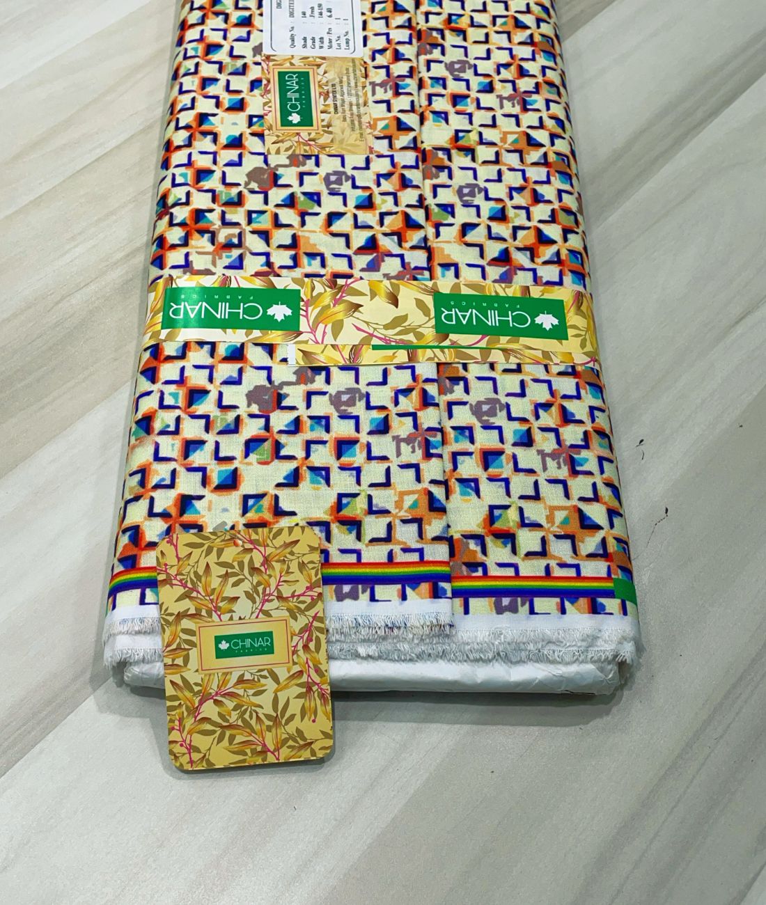 Crisp Patterned Printed Anti Wrinke Cotton Fabric for Men's Shirts & Kurta