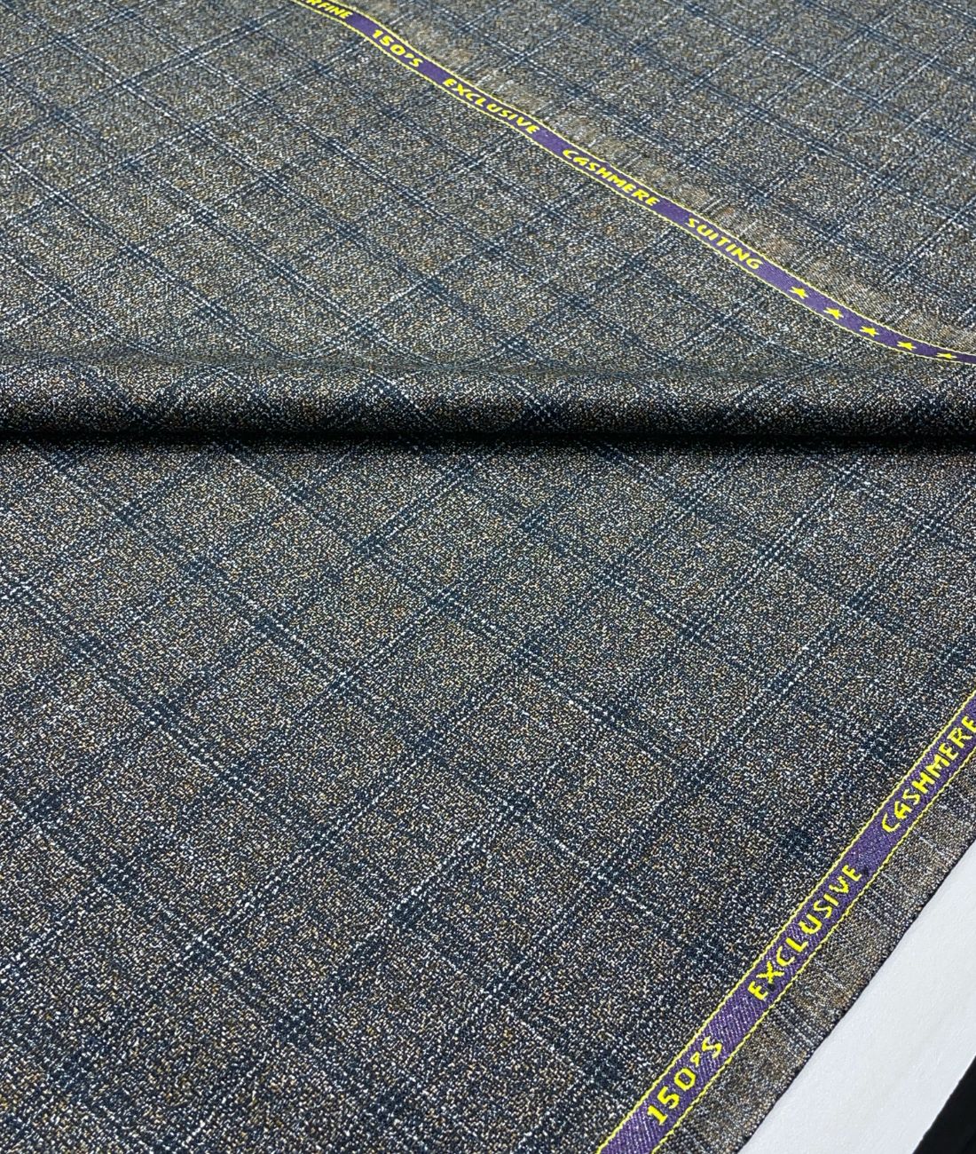 Spaadaa 180's Brown Wool Blend Checks Fabric