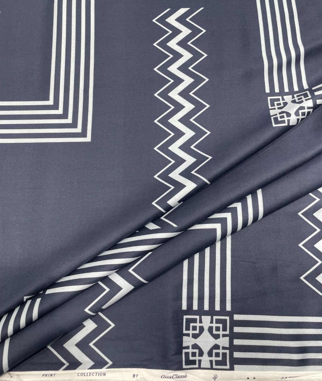 Luxury Abstract Printed Giza Cotton Fabric for Men's Shirt