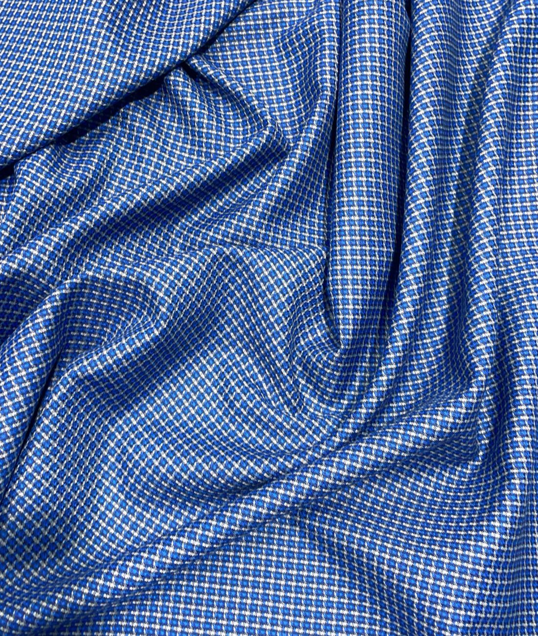 Super 90's Counts Luxury Suiting Fabric by Georgio Gullini