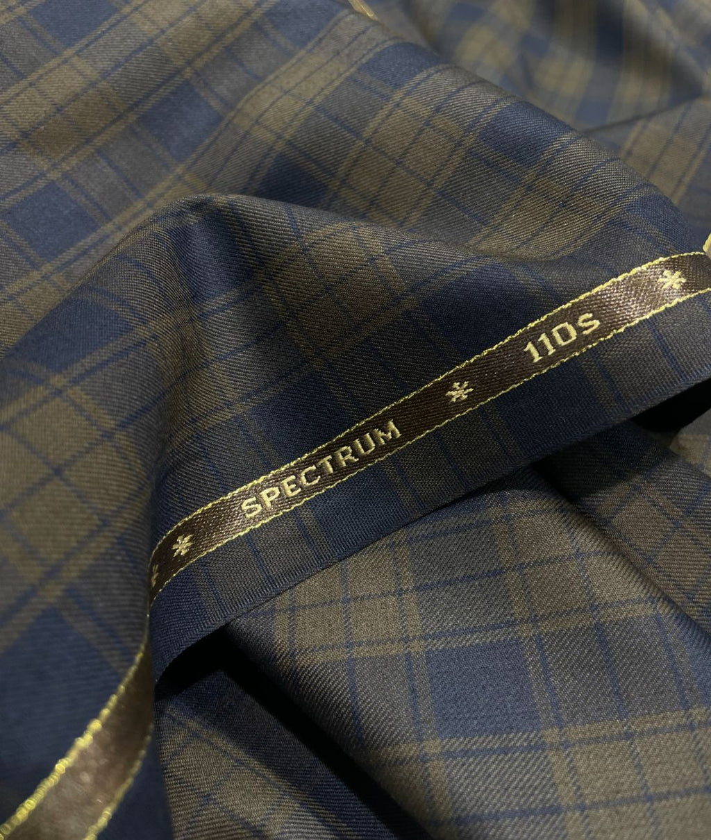 Estelle Morris 110's Counts Ultra Luxury Checks Suiting Fabric for Suits & Blazers