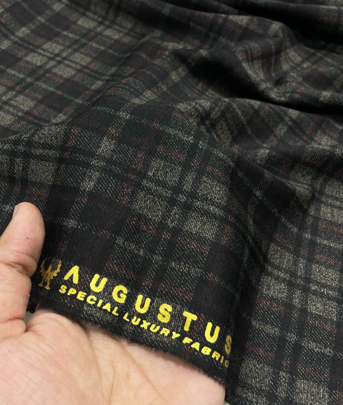 Augustus Luxury Checks Stretchable Suiting Fabric for Suits & Blazers