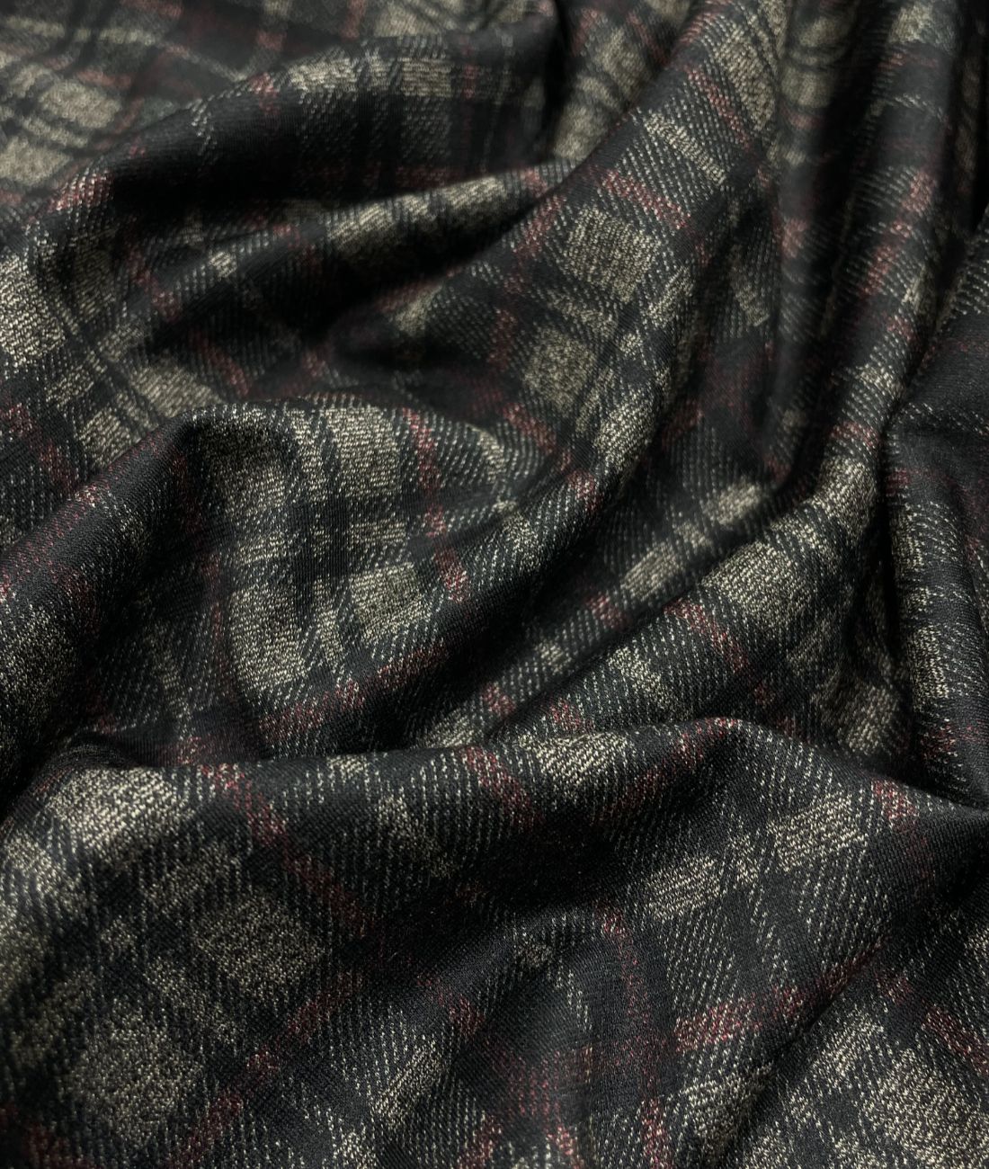 Augustus Luxury Checks Stretchable Suiting Fabric for Suits & Blazers